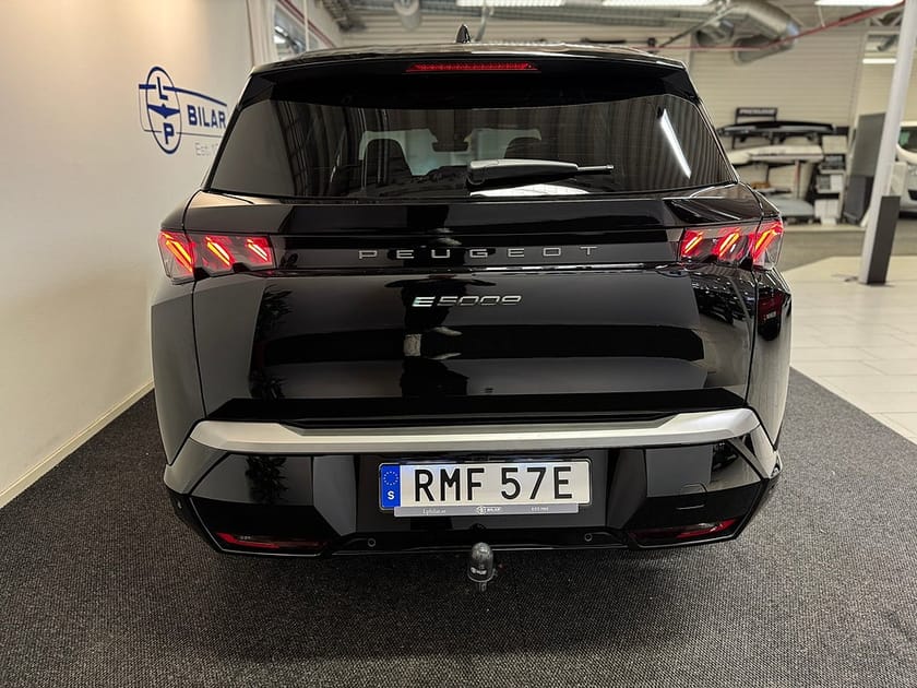 Bild 4 av Peugeot E-5008 GT | Drag | 7-Sits | 214hk | Moms