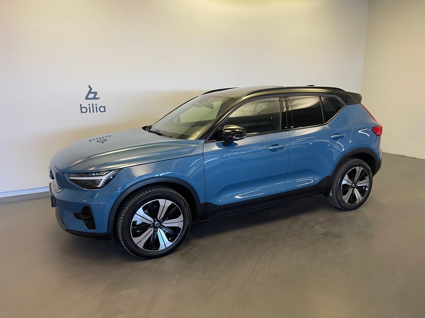 Bild 1 av Volvo XC40 Recharge Single Motor Ultimate / Tonade rutor / Panoramaglas tak / Navigation /