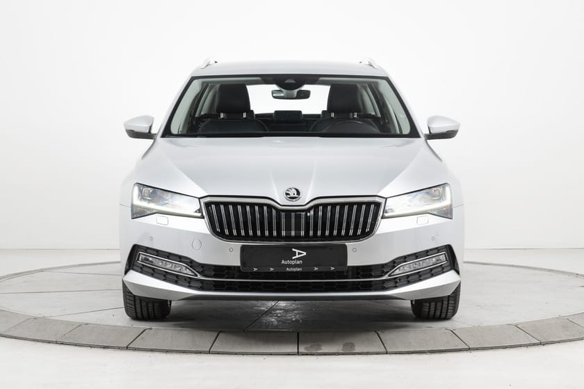 Bilde 5 av Škoda Superb Stasjonsvogn 2,0 TDI 200hk Style 4x4 ACC/Krok/Webasto/Matrix/DAB/BT