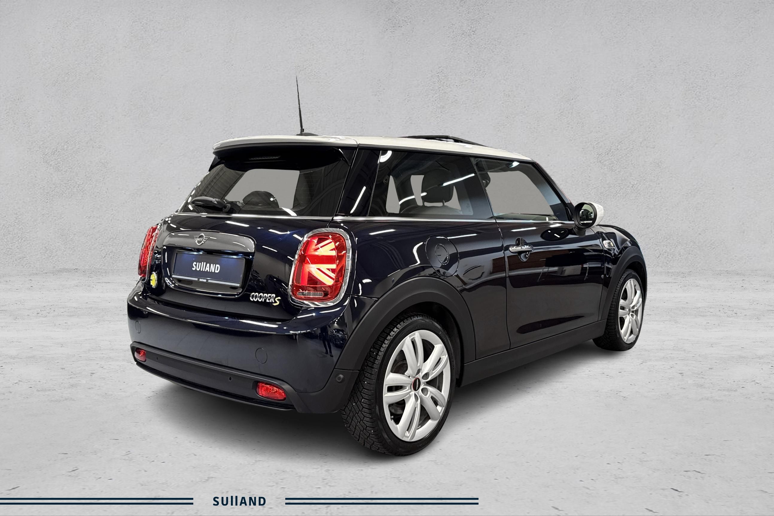 Thumnail bilde 2 av MINI Cooper SE