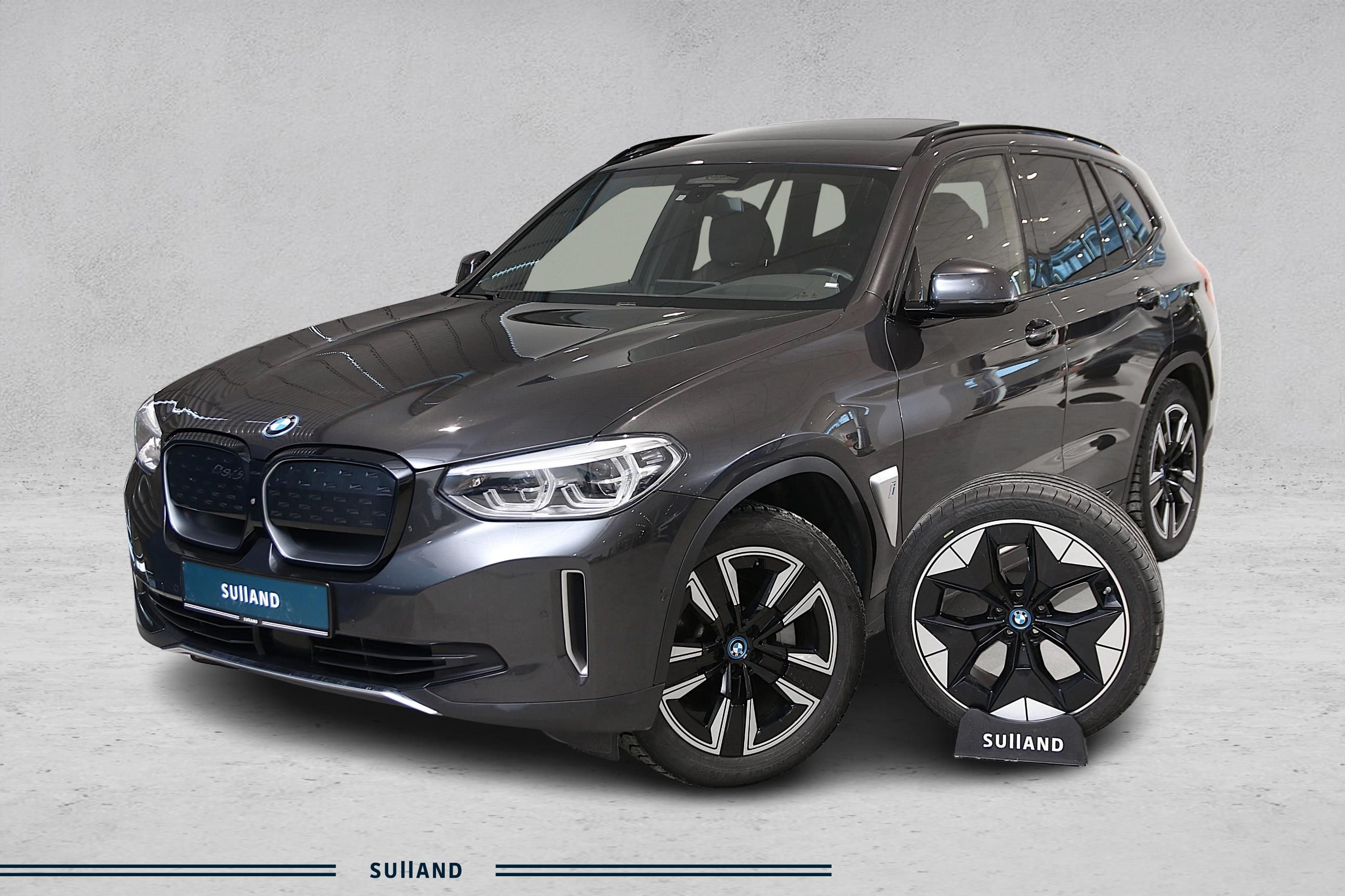 Thumnail bilde 0 av BMW iX3