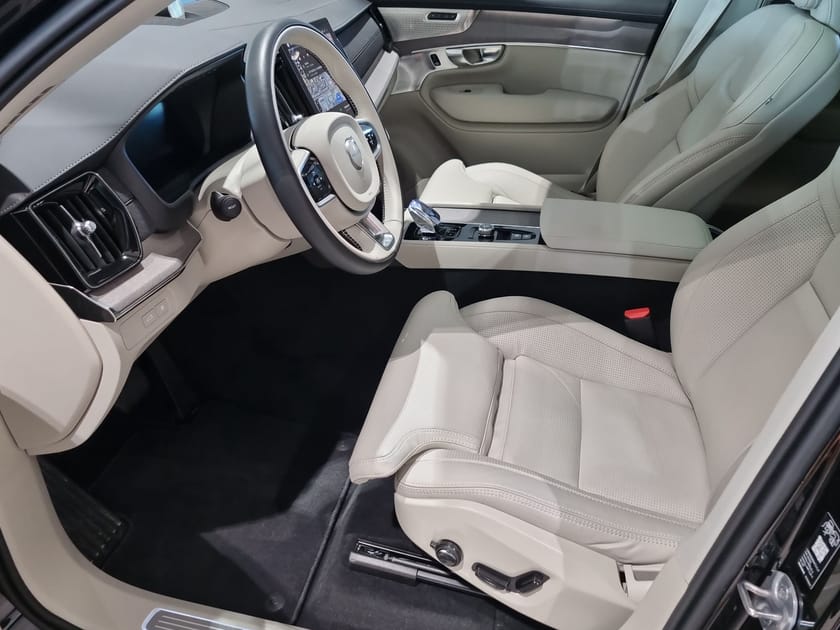 Bild 2 av Volvo XC90 T8 Ultra Dark - Demo