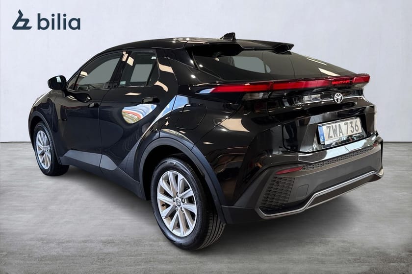 Bild 2 av Toyota C-HR PHEV 2,0 Active Värmare MOMS