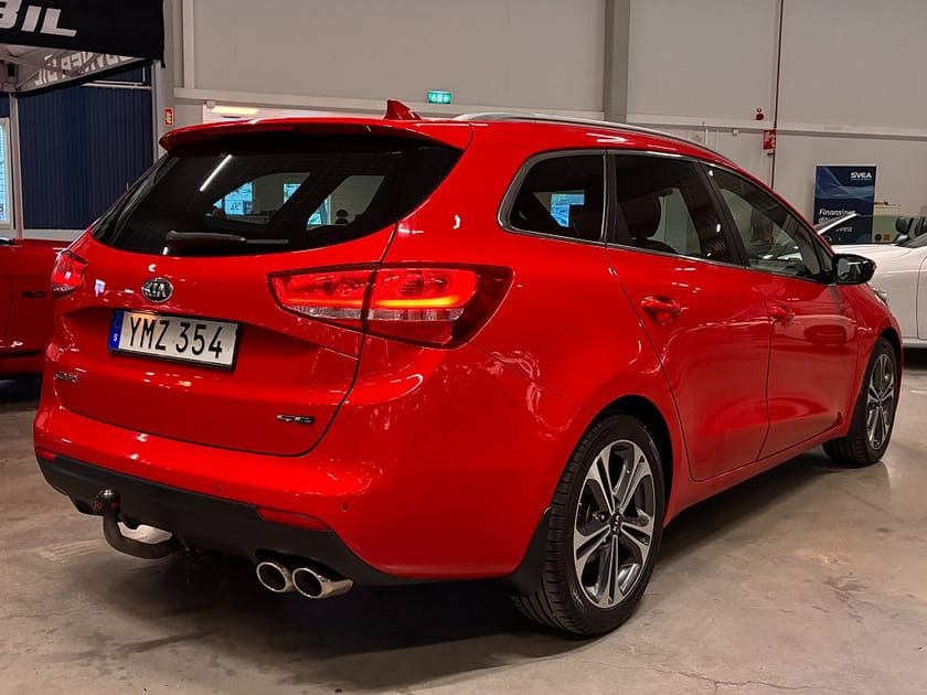 Bild 4 av Kia cee'd_sw SW 1.6 CRDi DCT GT-Line V-hjul