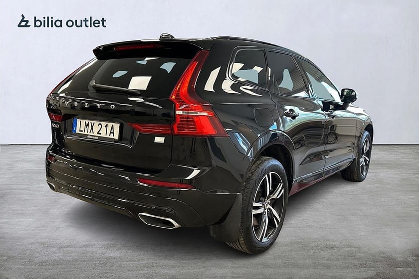 Bild 4 av Volvo XC60 Recharge T6 AWD R-Design Panorama B-kamera H&K Navi