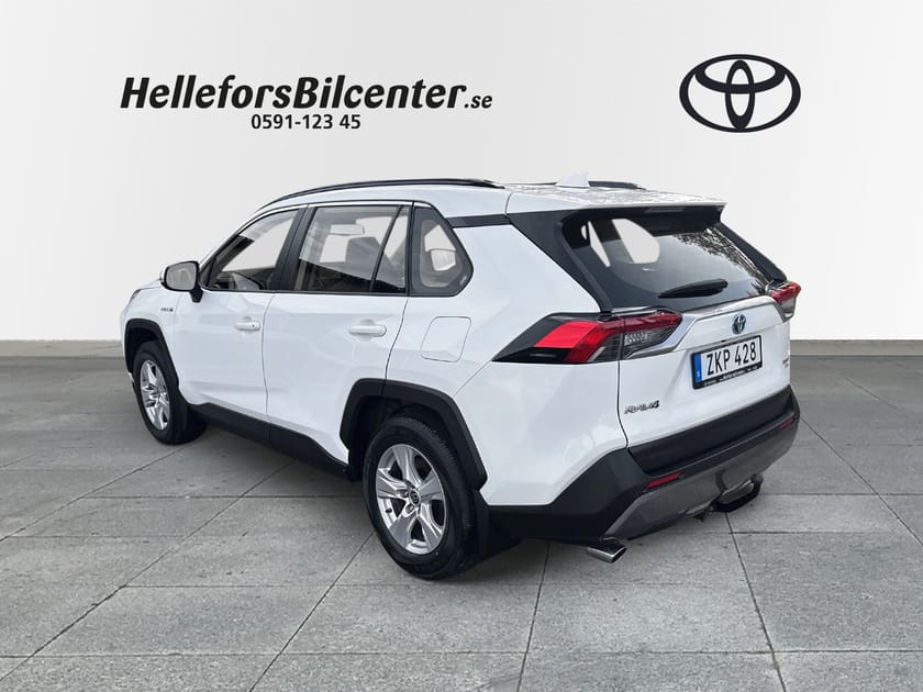 Bild 3 av Toyota RAV4 Hybrid AWD-i Active Komfort DRAG Vhjul Nav Car-Play