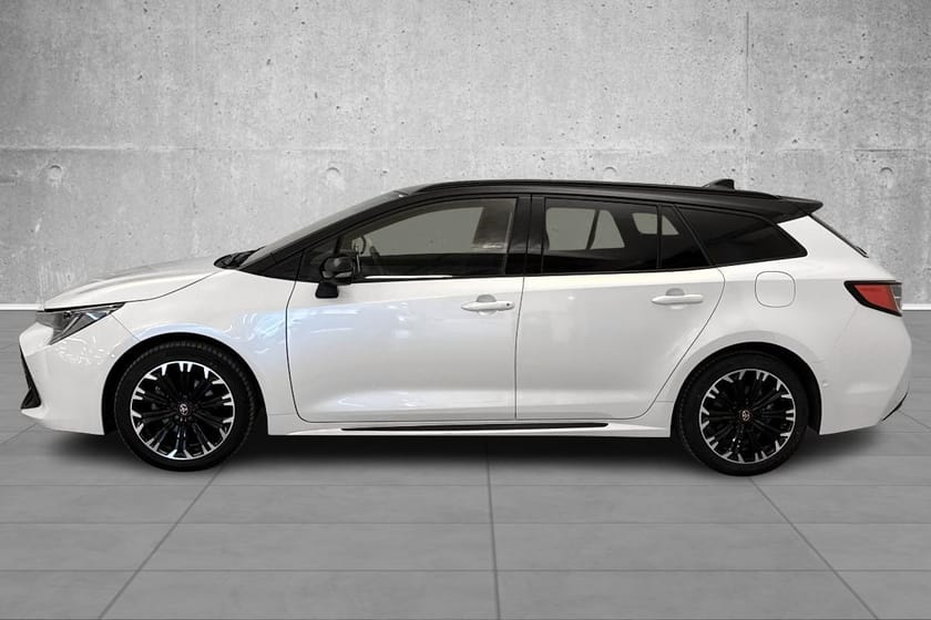 Bilde 2 av Toyota Corolla Touring Sports Hybrid 1.8 GR SPORT/automat/alle servicer/