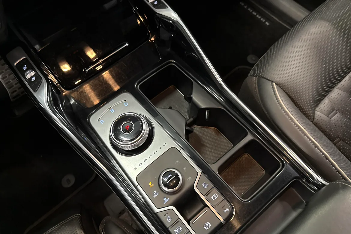 picture of a car