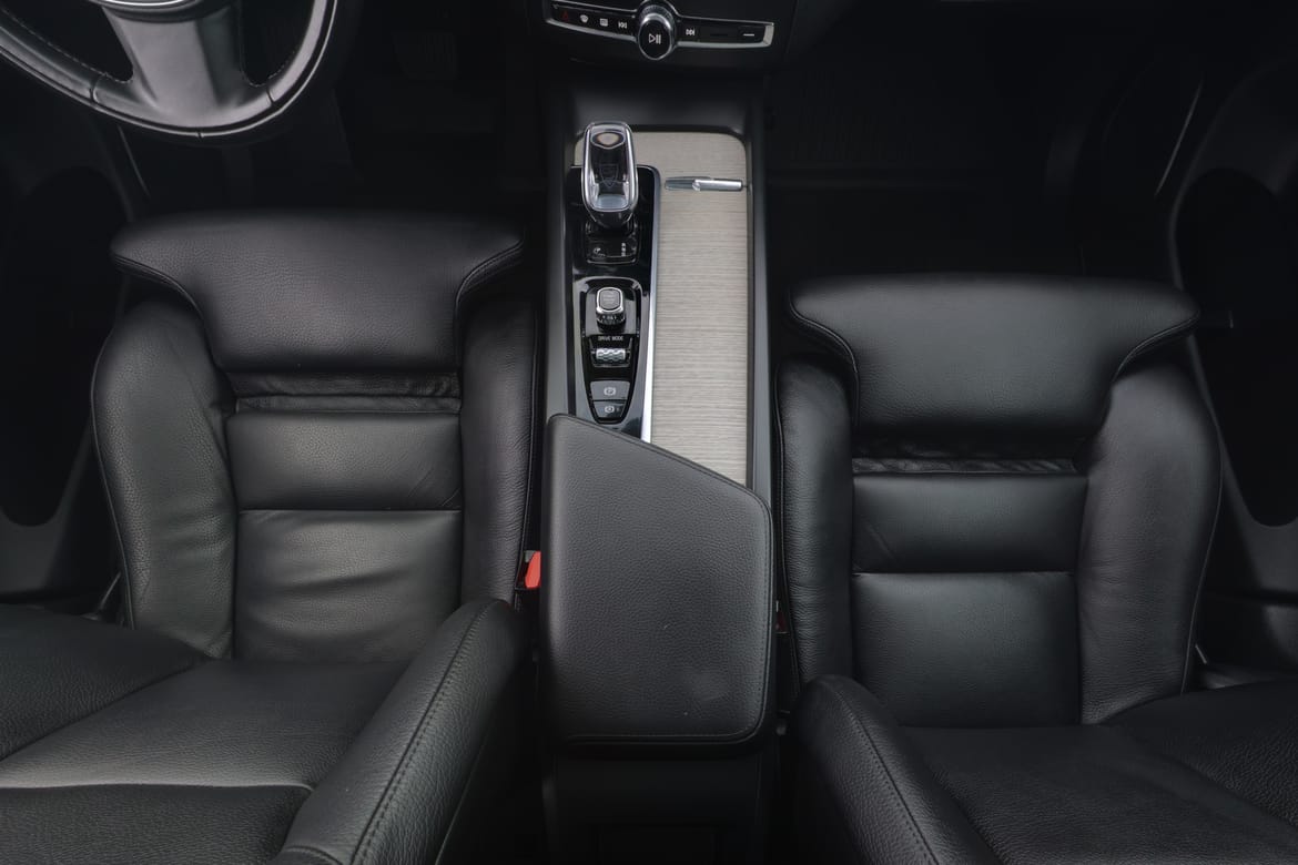 Volvo XC60 2021 - miniatyr 11