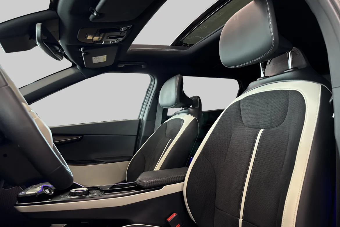 picture of a car
