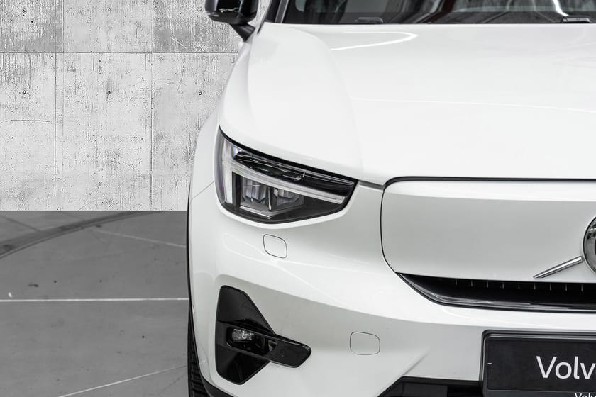 Bilde 4 av Volvo XC40 Recharge Twin Ultimate AWD - Hengerfeste HarmanKardon