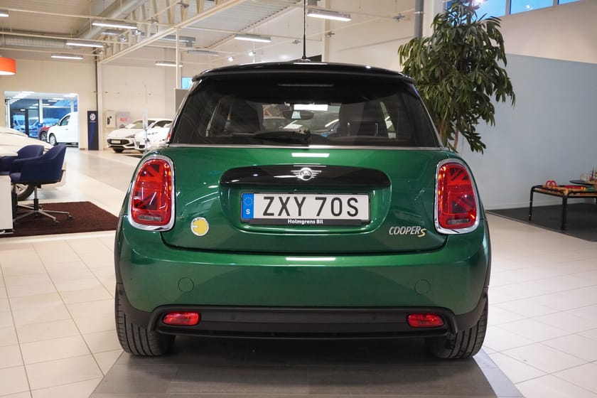 Bild 4 av MINI Cooper SE Essential Navi Farthållare CarPlay PDC LED