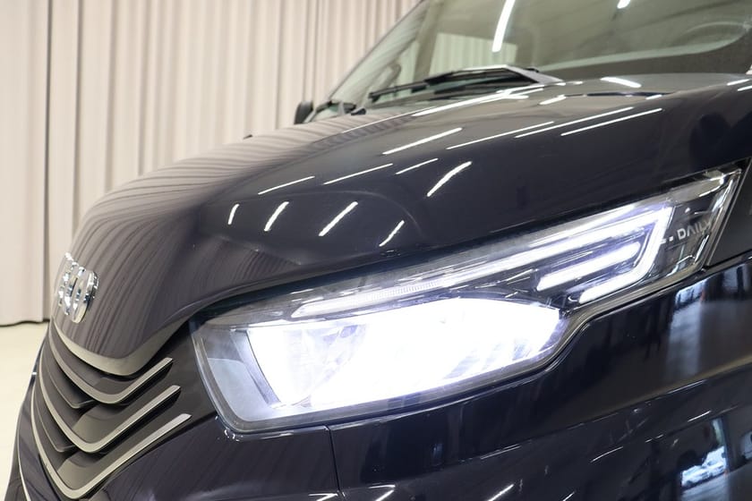 Bild 4 av Iveco Daily 35-140 Chassi Cab 136K Automat Kylbil Nattkyla Kamera 2423Mil Moms