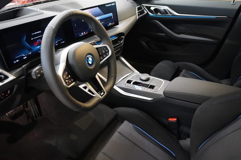 Bild 2 av BMW i4 eDrive40 Gran Coupé Edrive 40 M Sport Business Ed M Sport Pro Adaptiva LED 19 Tum