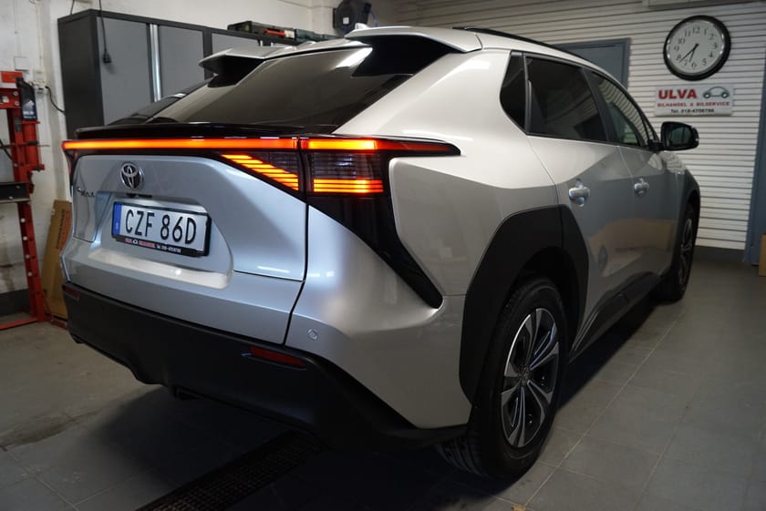 Bild 4 av Toyota bZ4X 