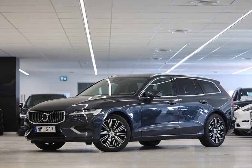 Bild 3 av Volvo V60 T8 Twin Engine AWD 392hk Inscription Pano Keyless 360