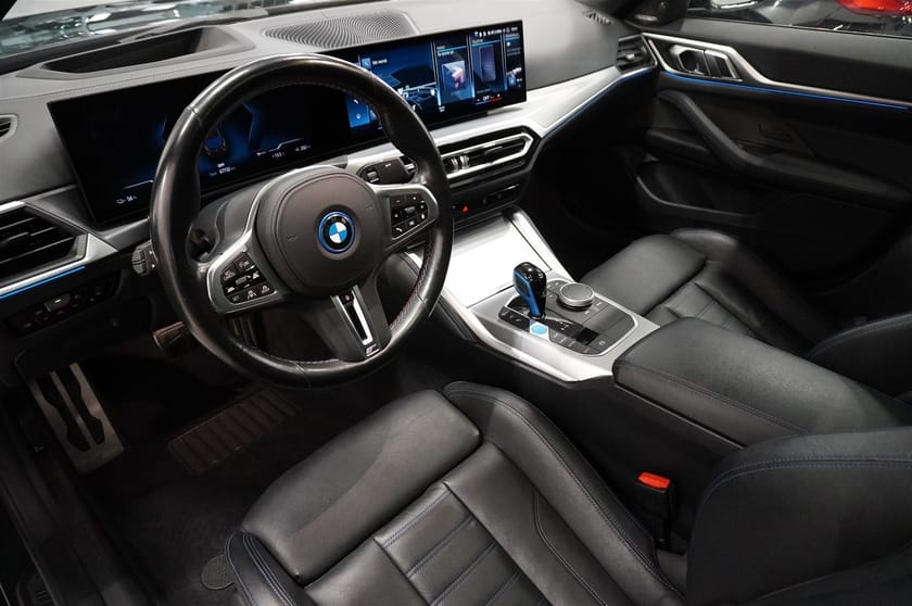 Bild 3 av BMW i4 M50 xDrive Gran Coupé Supercharged M Sport Pro 20 Laser Taklucka M Sportstolar
