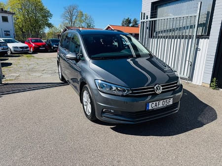 Volkswagen Touran 7-seater 1.0 TSI 115HK 7-SITSIG / BACKKAMERA / CARPLAY