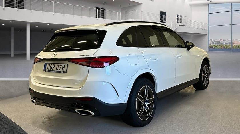 Bild 2 av Mercedes-Benz GLC 300 d e 4MATIC de 4M AMG Line Burmester Elstol Kamera Drag