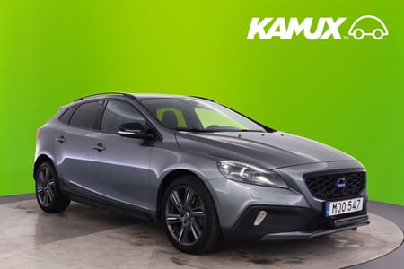 Volvo V40 Cross Country D4 Momentum Business Edt 190hk B-Kam Värmare