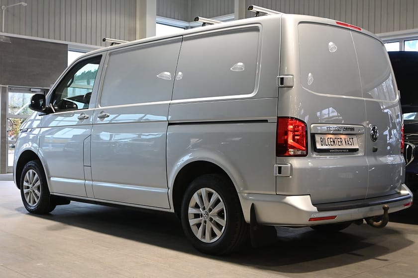 Bild 3 av Volkswagen Transporter T30 2.0 TDI 150hk V-inredd Värmare Drag LED