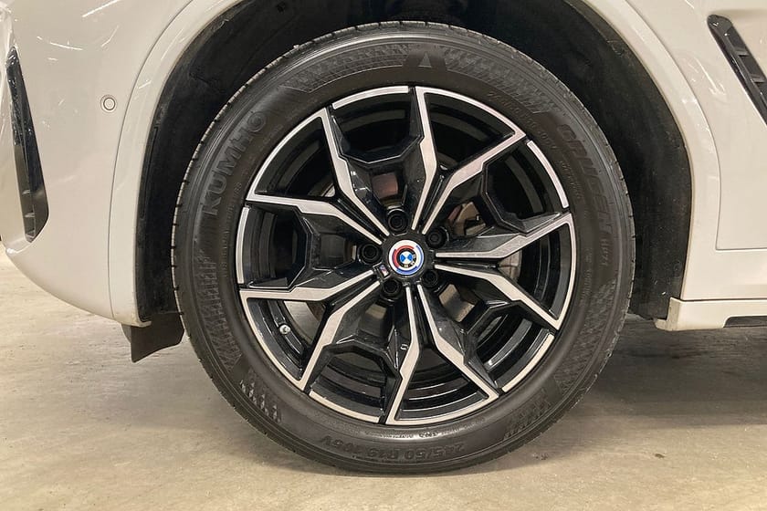 Bild 5 av BMW X4 xDrive20d M-Sport Innovation Edt / Pano / 360-kam / H/K
