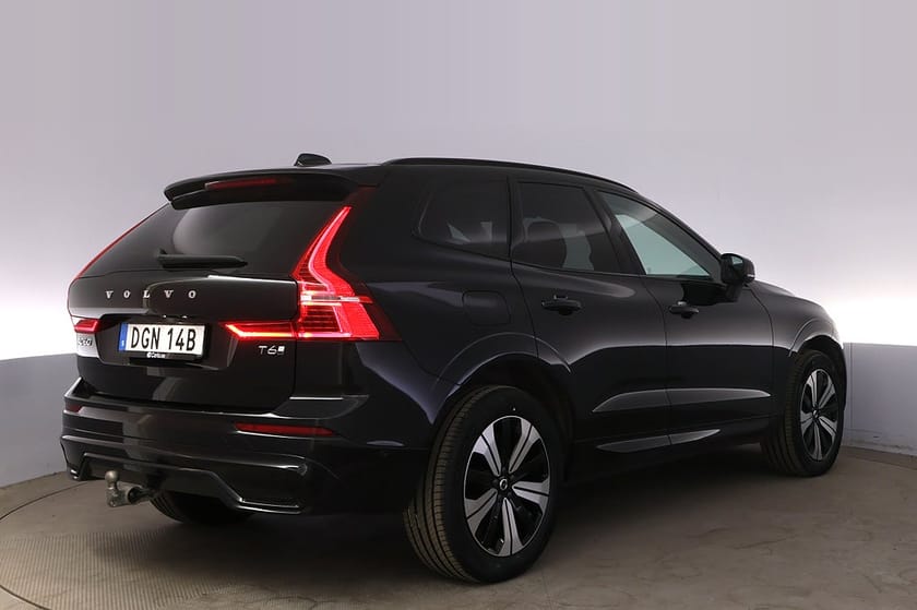 Bild 5 av Volvo XC60 Recharge T6 AWD Plus Dark Drag Pano H/K BLIS 36