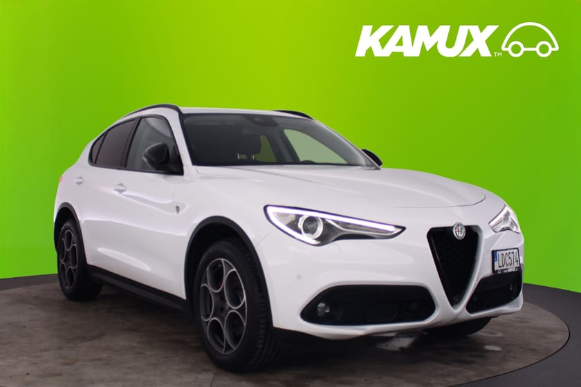 Bild 1 av Alfa Romeo Stelvio 2.2 JTD 16V Q4 Super 210hk B-Kam GPS Drag Skinn Elstol Keyless