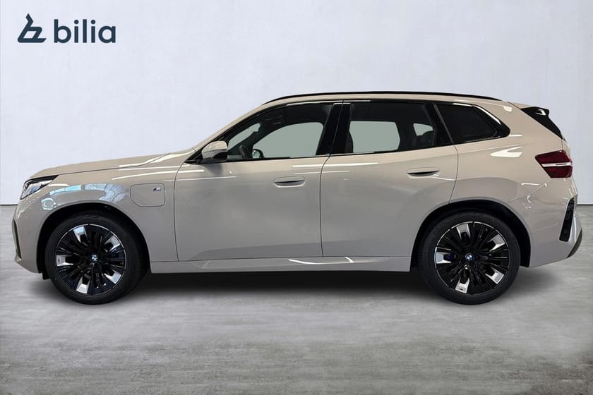 Bild 3 av BMW X3 30e xDrive M-sport | Drag | Aktiv farth. | Stol m minne