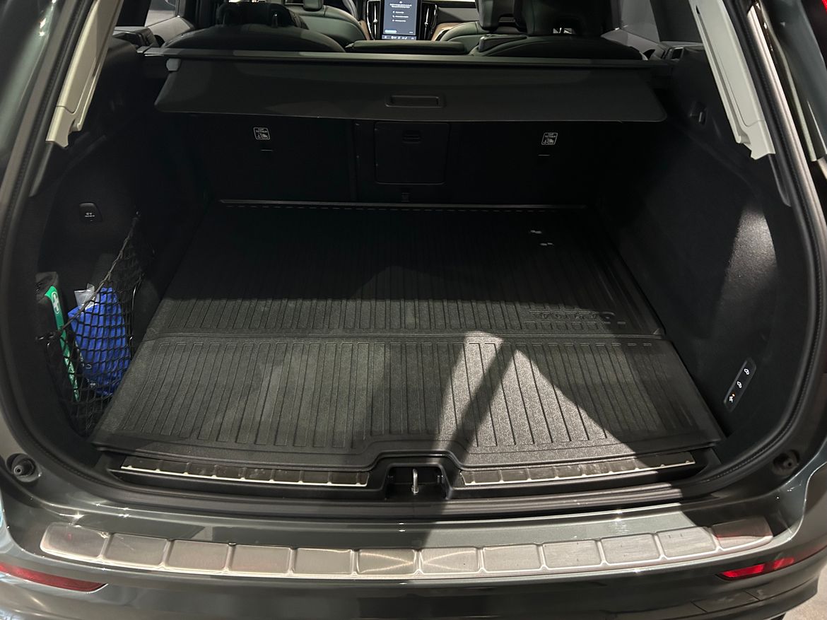 Volvo XC60 2026 - miniatyr 8