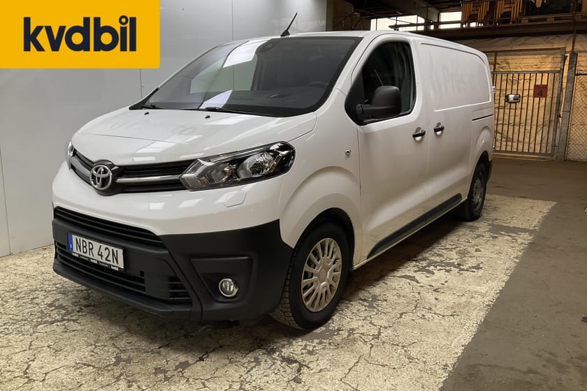Bild 1 av Toyota Proace 2.0D (120hk) Reparationsobjekt