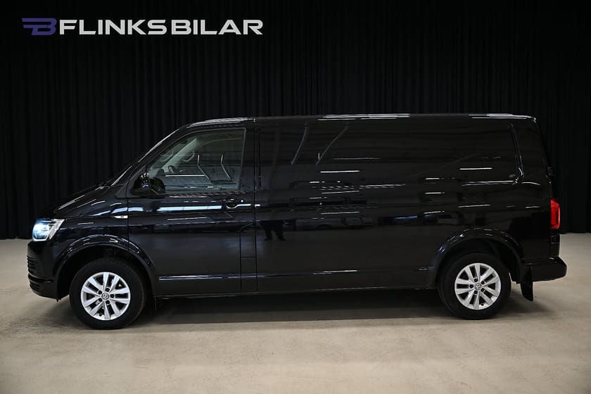 Bild 2 av Volkswagen Transporter 4Motion DSG 150HK L2|Nedlackad|Drag|Värmare