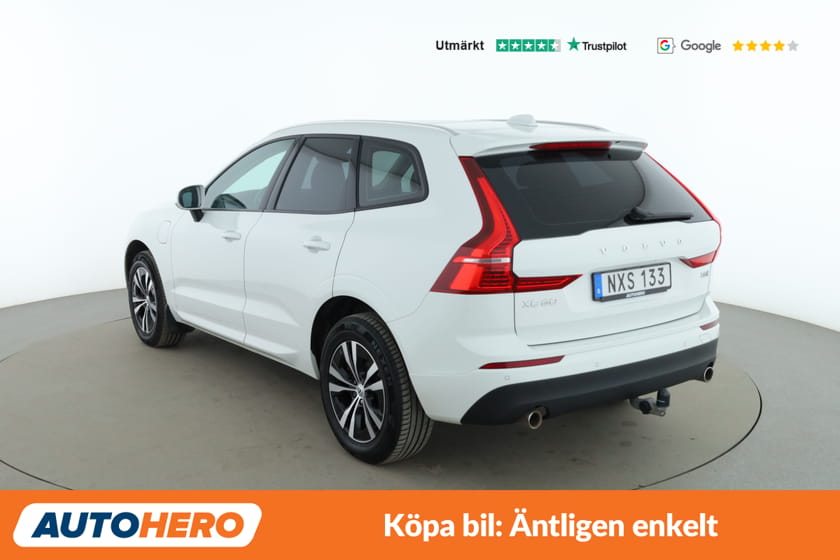 Bild 3 av Volvo XC60 T8 Plug-in Hybrid Momentum AWD / Panorama, Dragkrok, CarPlay
