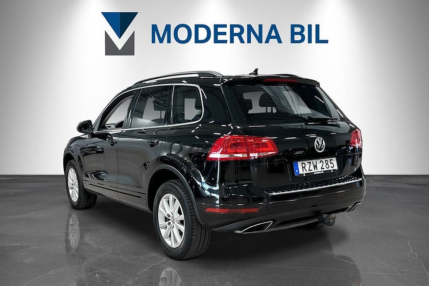 Bild 3 av Volkswagen Touareg 3.0 V6 TDI 204hk 4Motion Drag Extraljus Värmare Kamera