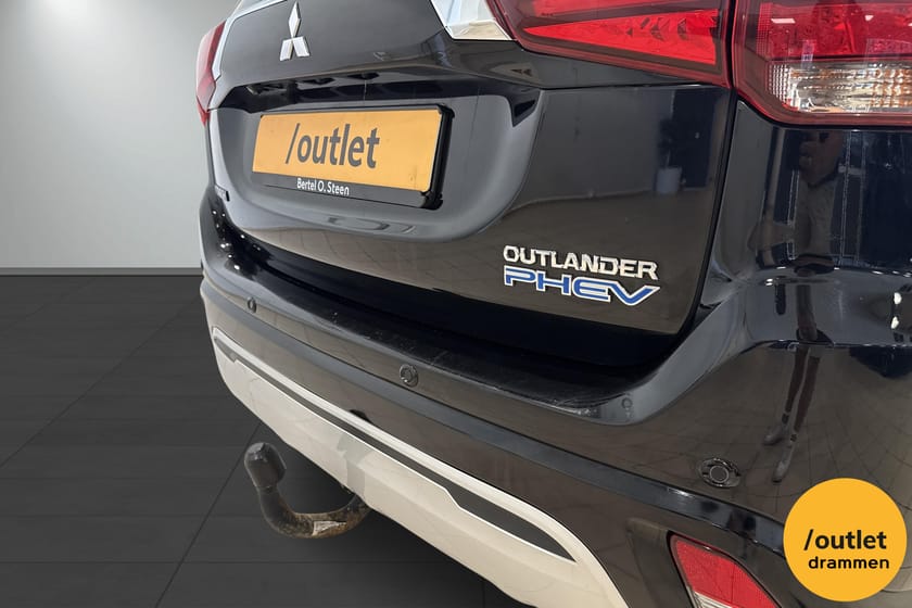 Bilde 5 av Mitsubishi Outlander PHEV Instyle + / Lav KM / Skinn