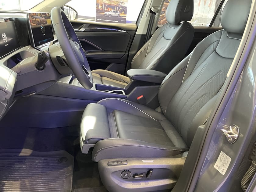 Bild 3 av Volkswagen Tiguan eHybrid Laddhybrid Life Drag Matrix Skinn