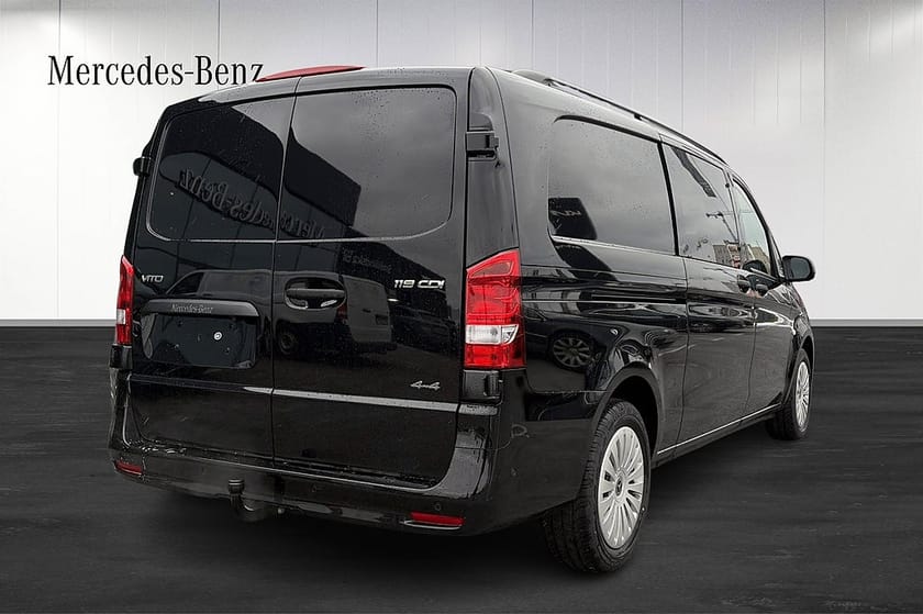 Bild 4 av Mercedes-Benz Vito Mixto 119 CDI 4x4 3.0t Extra Lång 9G-Tronic