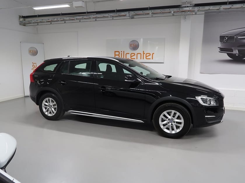 Bild 5 av Volvo V60 Cross Country D4 V-Däck ingår Aut-Värmare-Farthållare-Bluetooth-Parks