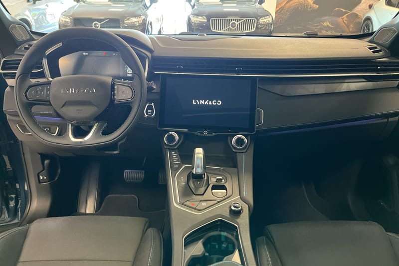 Lynk & Co 01 PHEV