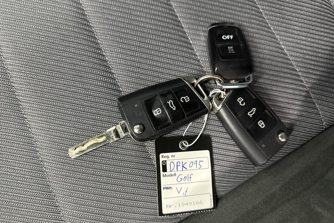 picture of a car
