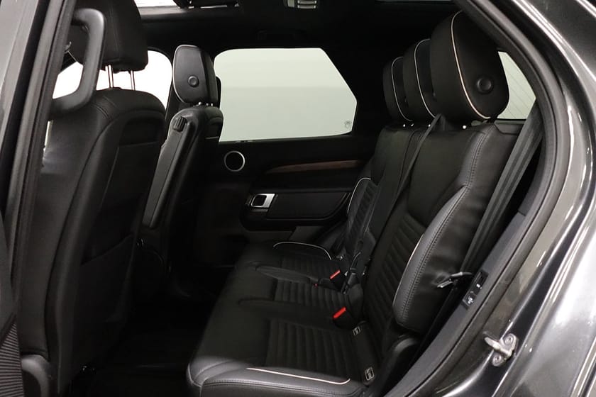 Bild 5 av Land Rover Discovery 4WD HSE 7-sits Meridian Pano Drag Värmare