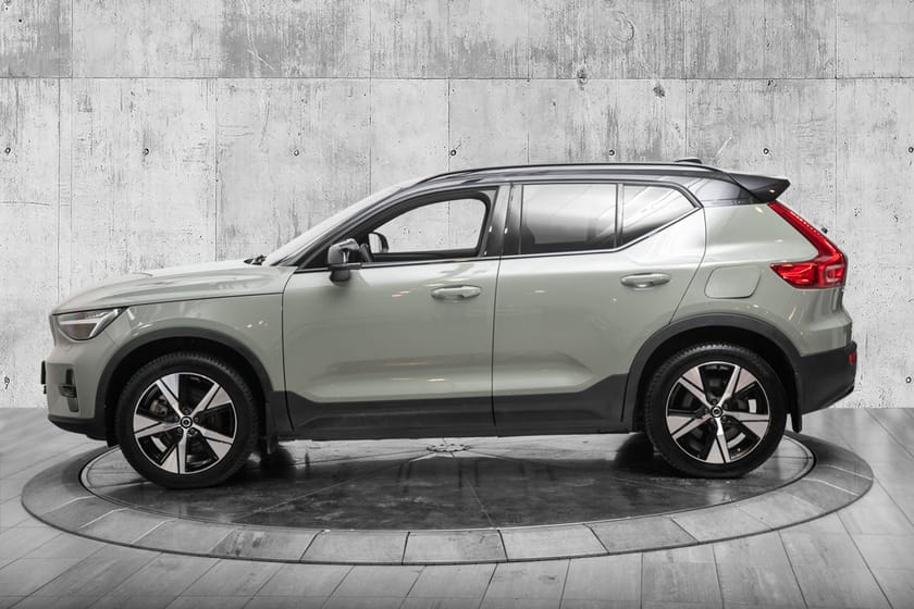 Bilde 4 av Volvo XC40 Recharge Twin motor PLUS / Hengerfeste / LedBar / Ryggekamera