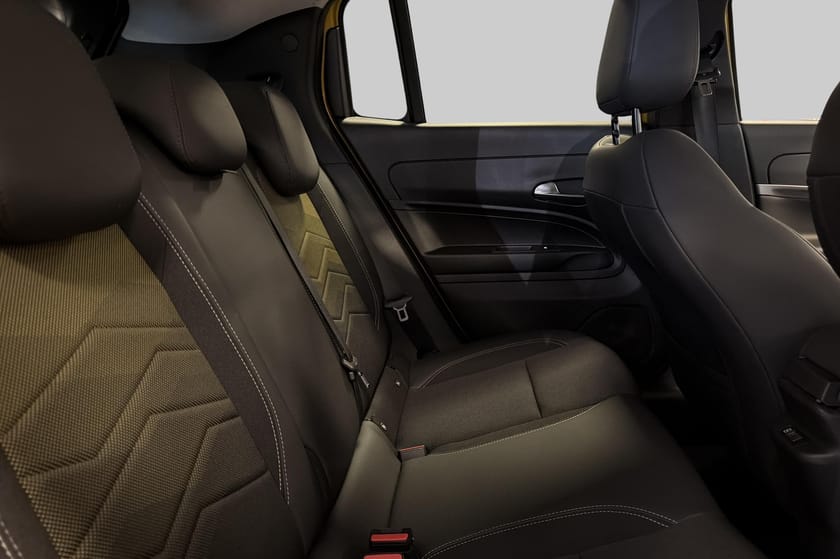 Bild 5 av Jeep Avenger Electric Summit 1st Edition Cockpit Kamera