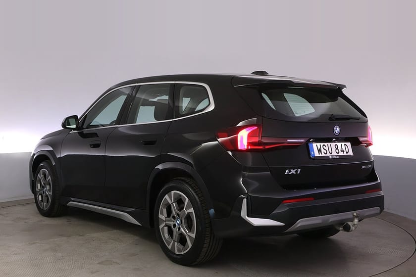 Bild 4 av BMW iX1 xDrive30 Xline Drag Kamera CarPlay Keyless