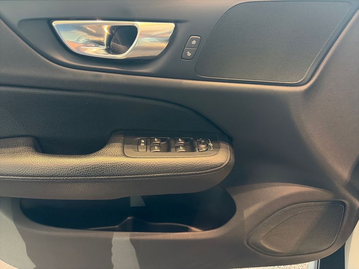 Volvo V60 2020 - miniatyr 15