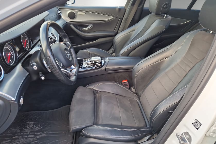 Bild 4 av Mercedes-Benz E 220 d 4MATIC 