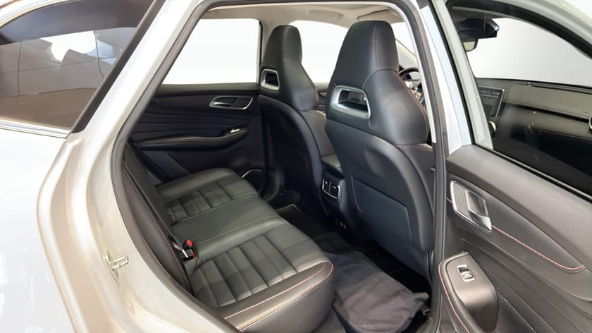 Bild 5 av MG EHS PHEV Luxury | 360-Kam | Pano | Drag | 258hk