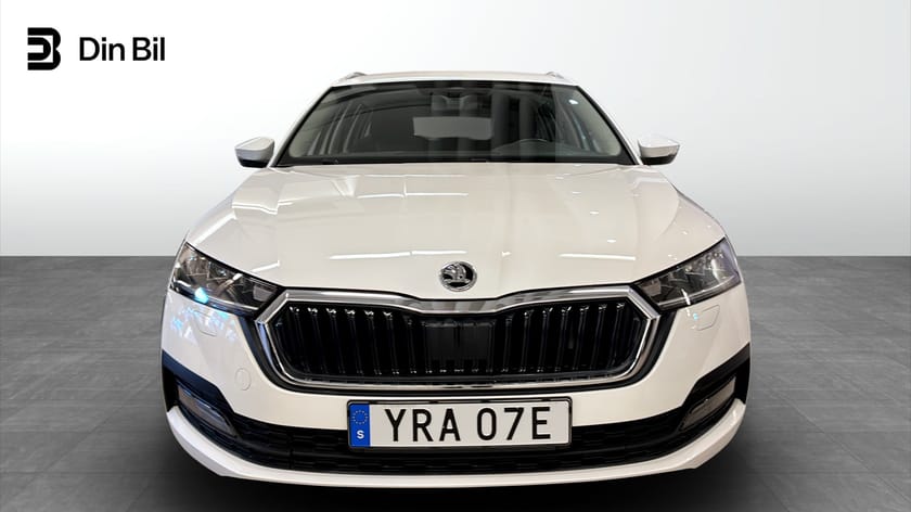 Bild 4 av Škoda Octavia Kombi Ambition 1,0 TSI M-HEV DSG Drag | Värmare