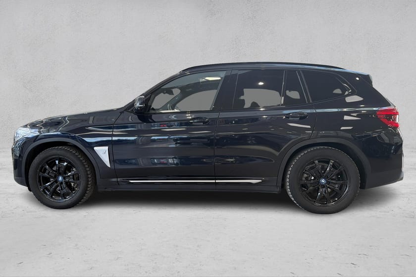 Bilde 2 av BMW iX3 | Fully Charged |