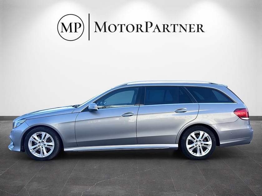 Bild 4 av Mercedes-Benz E 250 T BlueTEC 4MATIC AMG Panorama Värmare Drag Navi